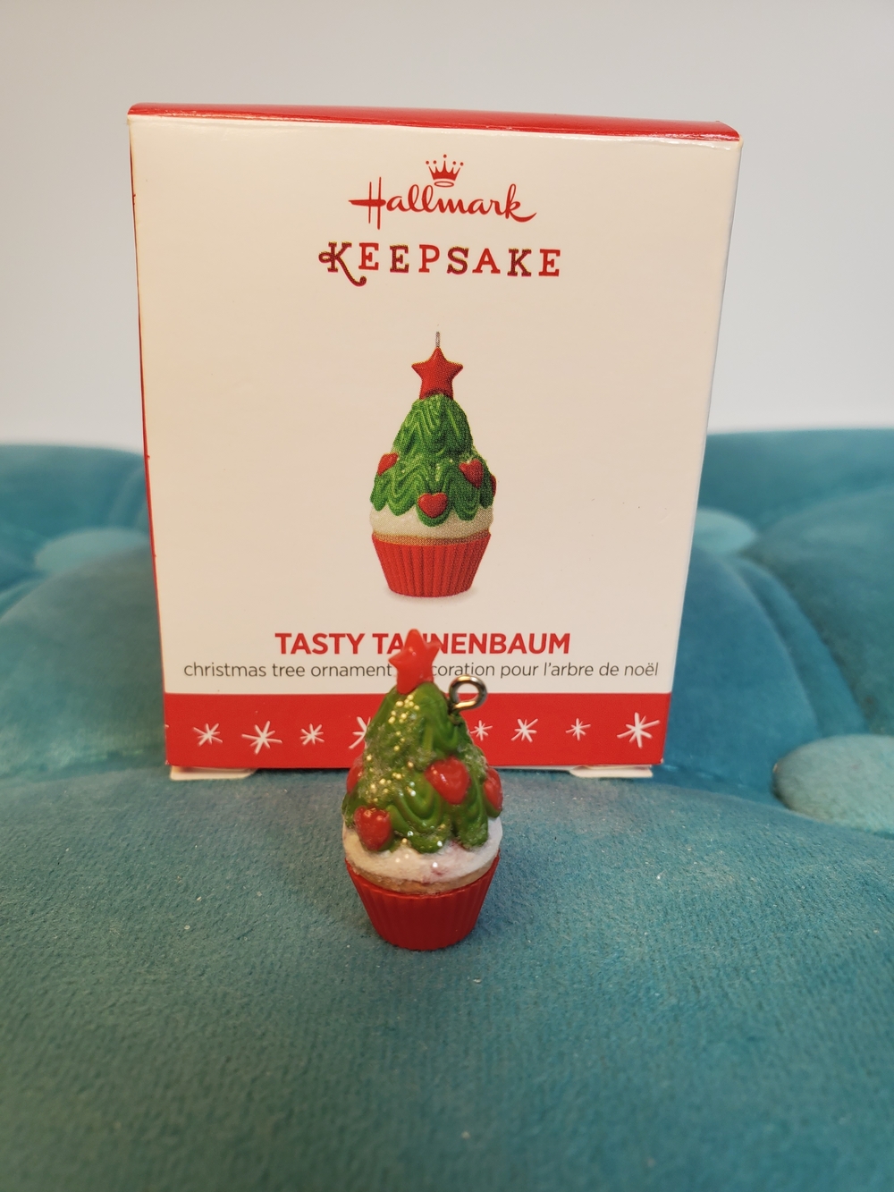 Hallmark Keepsake Miniature Ornament 2016 Tasty Tannenbaum QXM8584